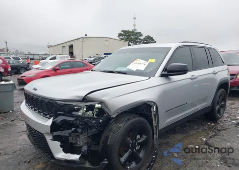 2024 Jeep Grand Cherokee Altitude X 4X4 from USA, damaged, VIN 1C4RJHAG5RC210944